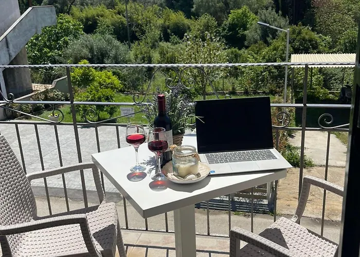 Georgia\'S Apartments, Ipsos Corfu